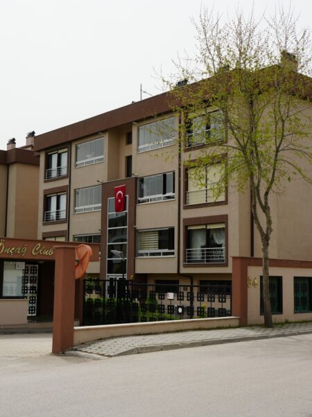 Önçağ İnşaat Club Evleri