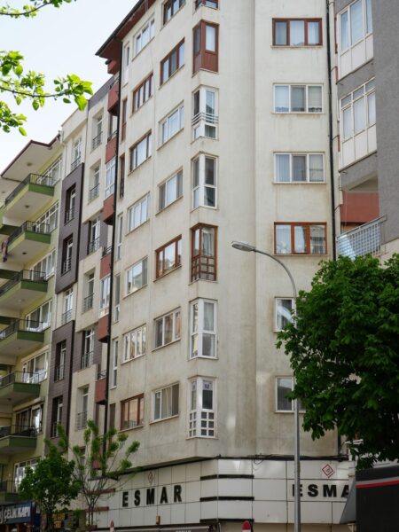 Uzgören Apartmanı