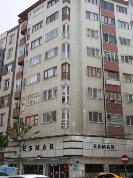 Uzgören Apartmanı